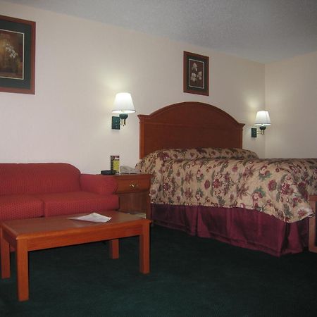 Americas Best Value Inn Lubbock East Phòng bức ảnh