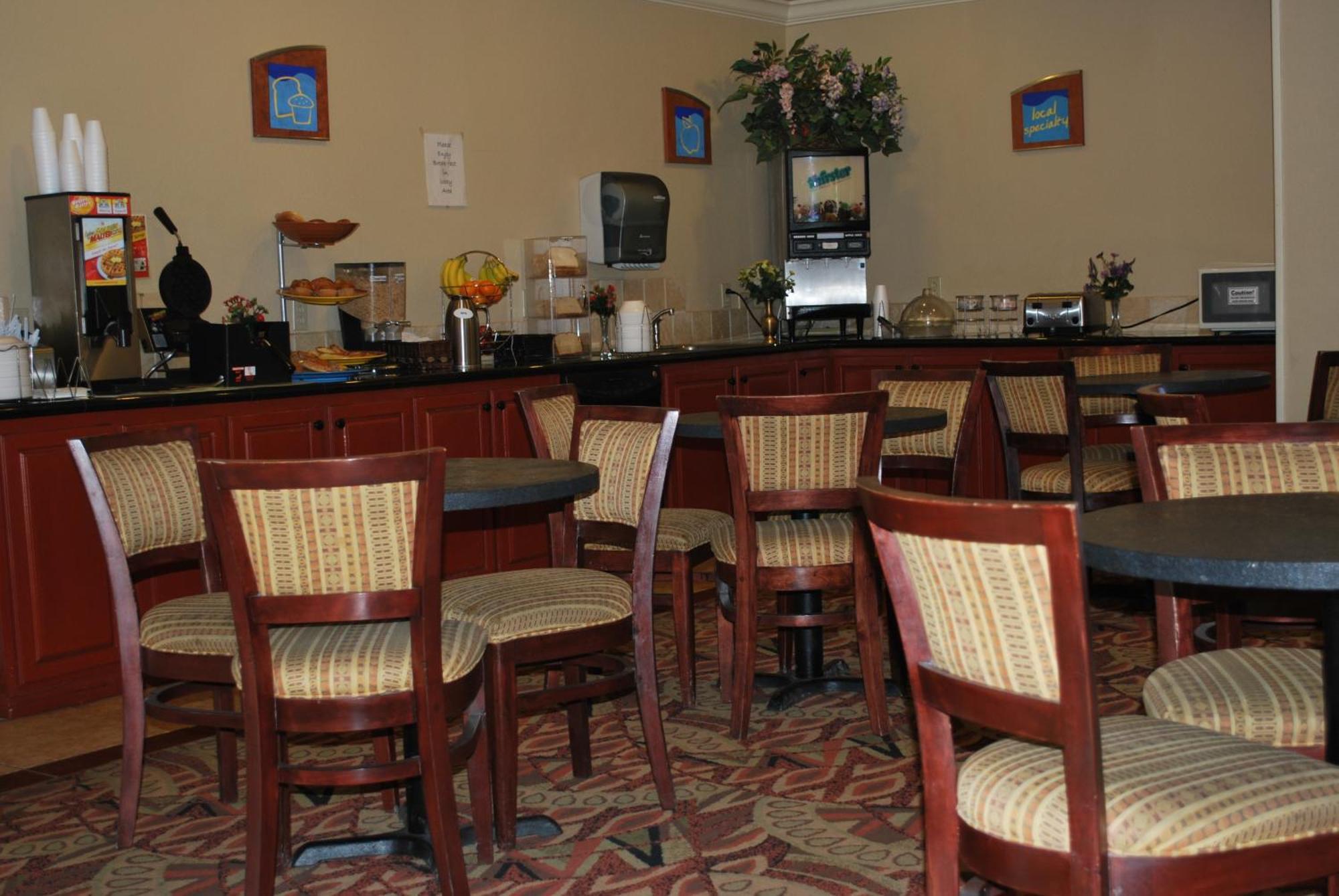 Americas Best Value Inn Lubbock East Ngoại thất bức ảnh