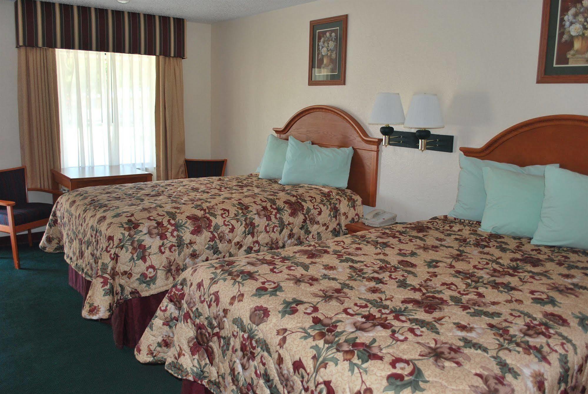 Americas Best Value Inn Lubbock East Ngoại thất bức ảnh